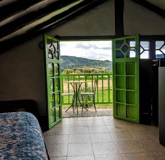 Habitación Estándar con Balcón, Posada Cafe La Huerta