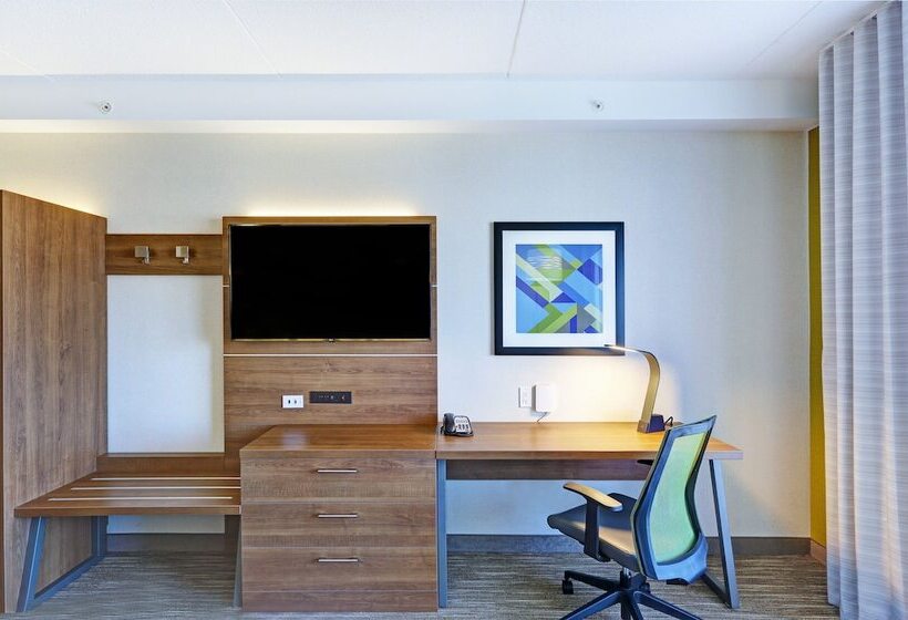 套房, Holiday Inn Express & Suites   Woodstock, On Canada