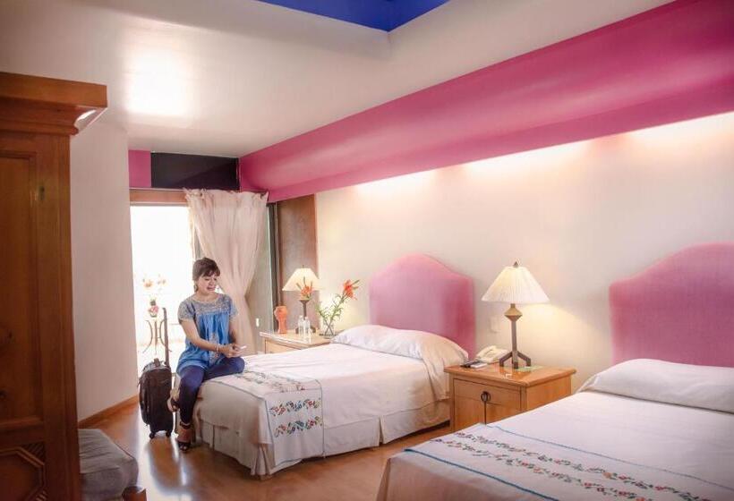 اتاق استاندارد با 2 تخت دوبل, Suites Xadani