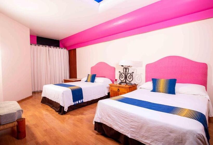 اتاق استاندارد با 2 تخت دوبل, Suites Xadani