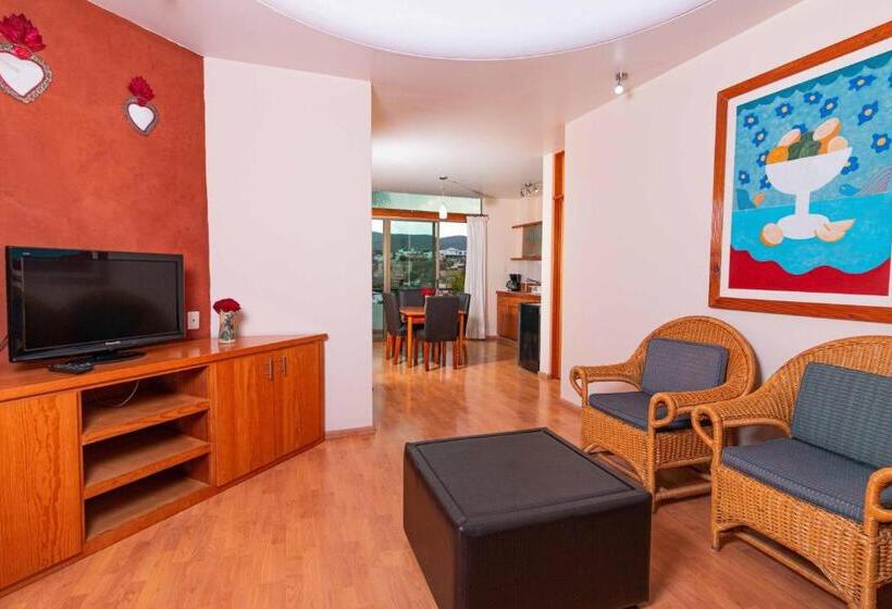 سوییت جونیور, Suites Xadani