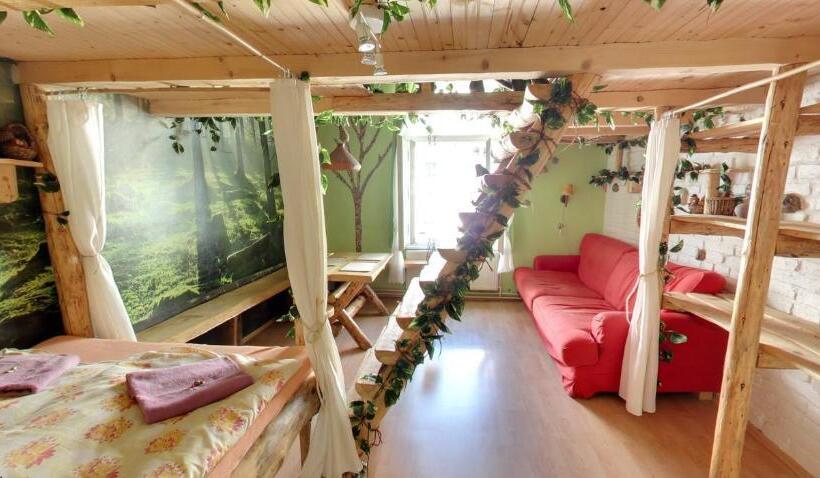 Quarto Familiar Banheiro Compartilhado, Artharmony Pension & Hostel