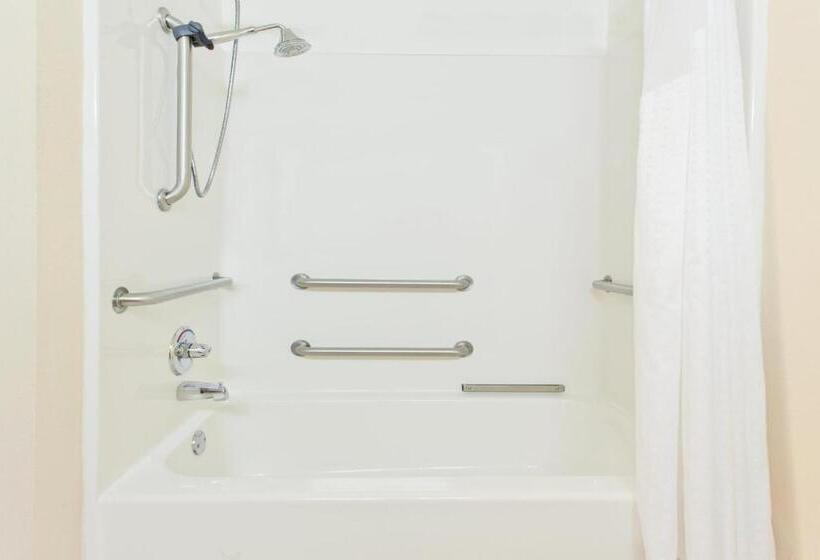 장애인을 위한 스위트, Holiday Inn Express, An Ihg