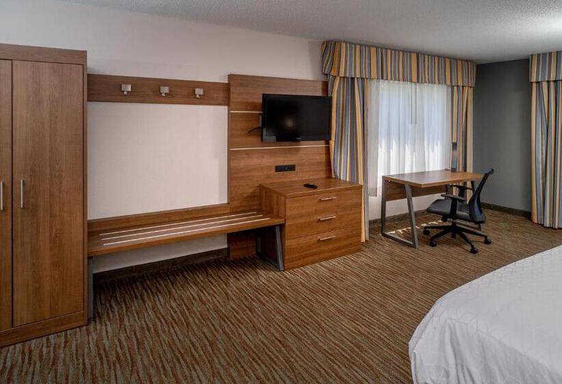 장애인을 위한 킹사이즈 침대 스탠다드 룸, Holiday Inn Express And Suites Pikeville, An Ihg