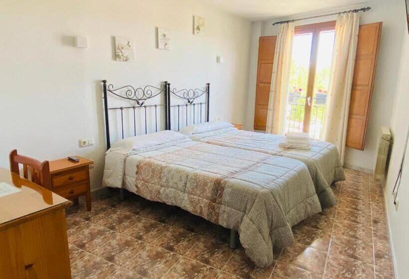 اتاق استاندارد با بالکن, Hostal La Alberca