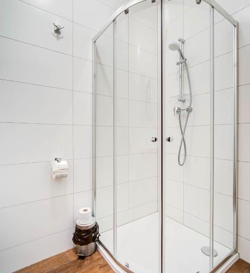 Quarto Estandar, Penzion Královská Cesta