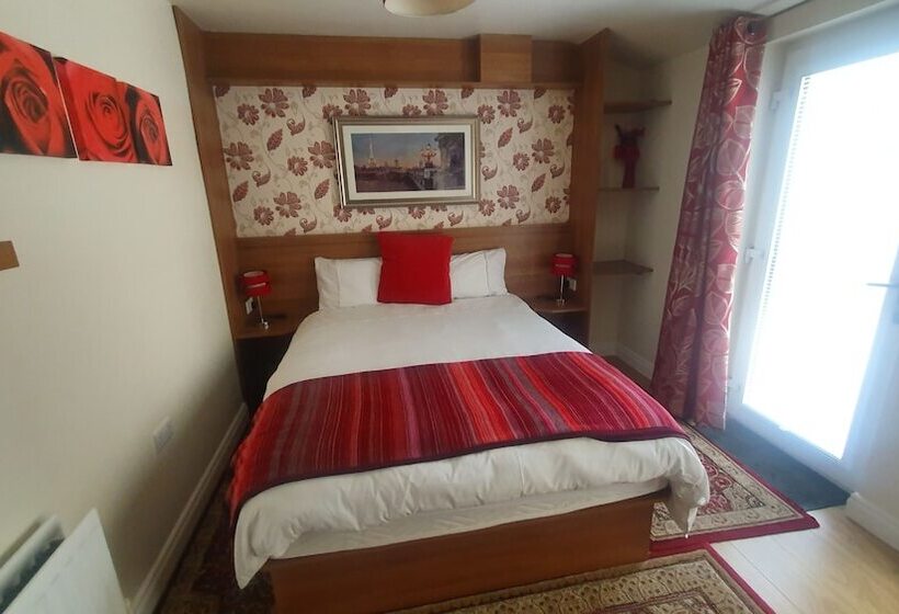 اتاق استاندارد, Rose Park House