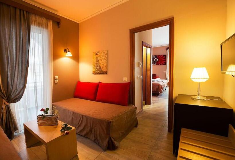 2 Bedrooms Suite Sea View, Kyparissia Beach