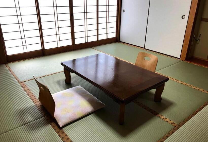Трехместный Номер Стандарт Совместная Ванная, Yufuin Onsen Hasuwa Inn