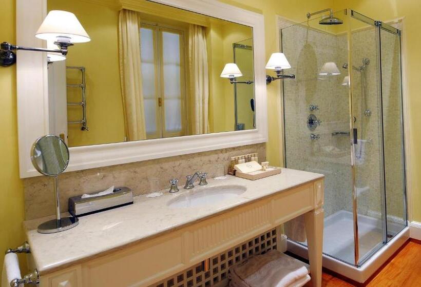اتاق استاندارد, Villa Della Pergola Relais Et Chateaux