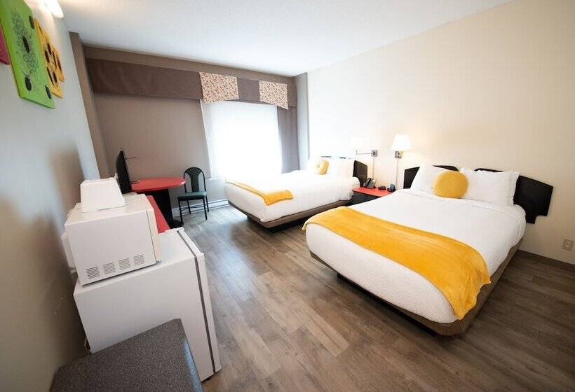 Номер Стандарт 2 Двуспальные Кровати, Days Inn By Wyndham Berthierville