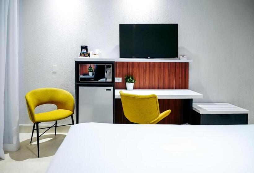 اتاق استاندارد با تخت بزرگ, Ponce Plaza Hotel & Casino