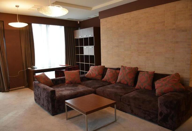 带2个卧室的公寓, Presidivm Palace