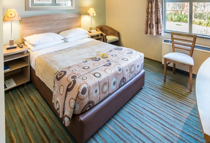 Номер Стандарт, Town Lodge Roodepoort