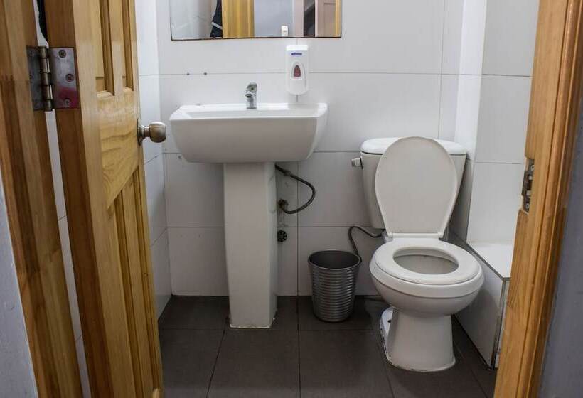 四人标准间, Hostal Forestal