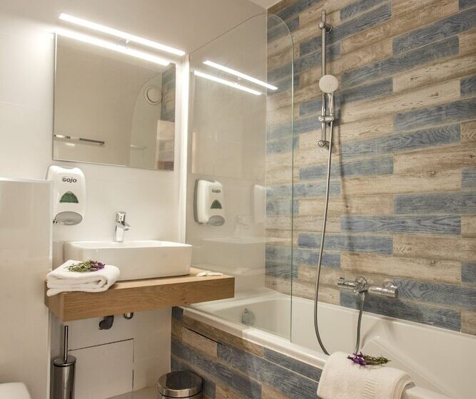 Номер Стандарт, Le Neptune & Spa