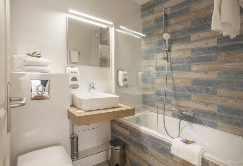 Номер Стандарт, Le Neptune & Spa