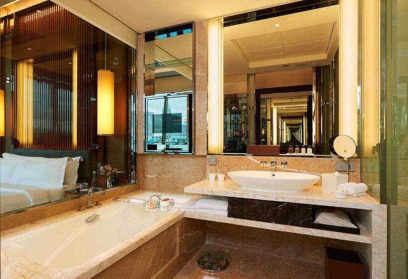 اتاق پرمیوم, The Fullerton Bay Hotel Singapore