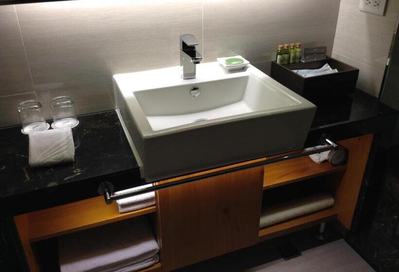 اتاق استاندارد چهار تخته, The Richforest Hotel  Sun Moon Lake