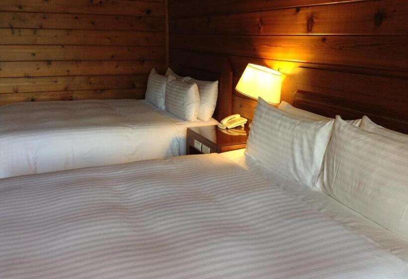 اتاق استاندارد چهار تخته, The Richforest Hotel  Sun Moon Lake