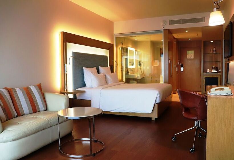 Номер Премиум, Novotel Visakhapatnam Varun Beach