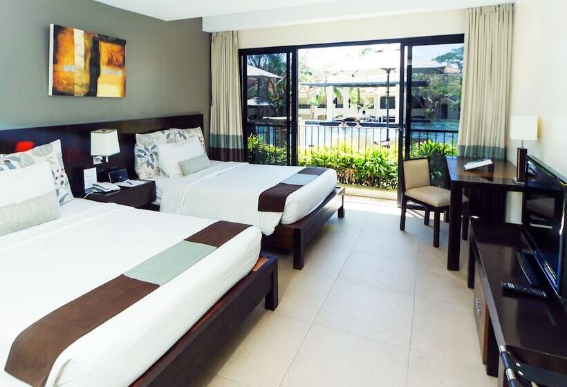 Номер Premium Вид на Бассейн, Fairways And Bluewater Boracay
