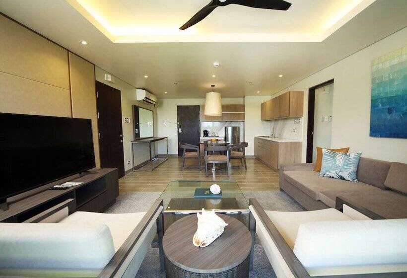 Family Suite, Fairways And Bluewater Boracay