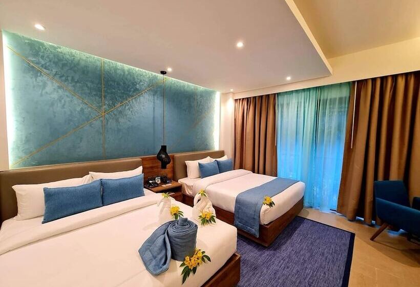 Номер Премиум, Fairways And Bluewater Boracay