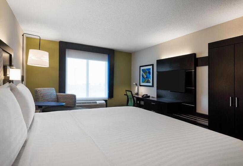 Стандартный Номер Кровать Кинг, Holiday Inn Express & Suites Florence I 95 & I 20 Civic Ctr, An Ihg