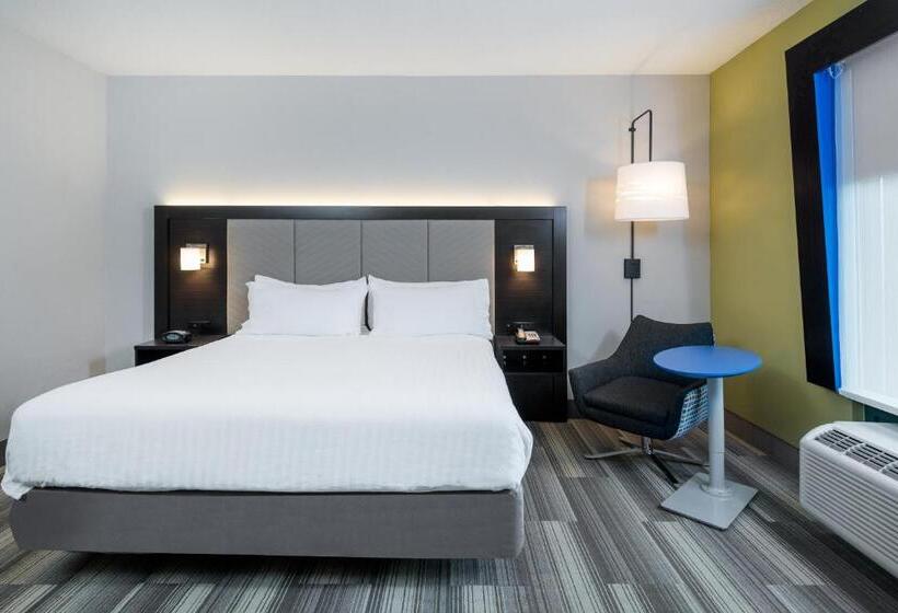 Номер Стандарт Кровать Кинг Адаптированный для Инвалидов, Holiday Inn Express & Suites Florence I 95 & I 20 Civic Ctr, An Ihg