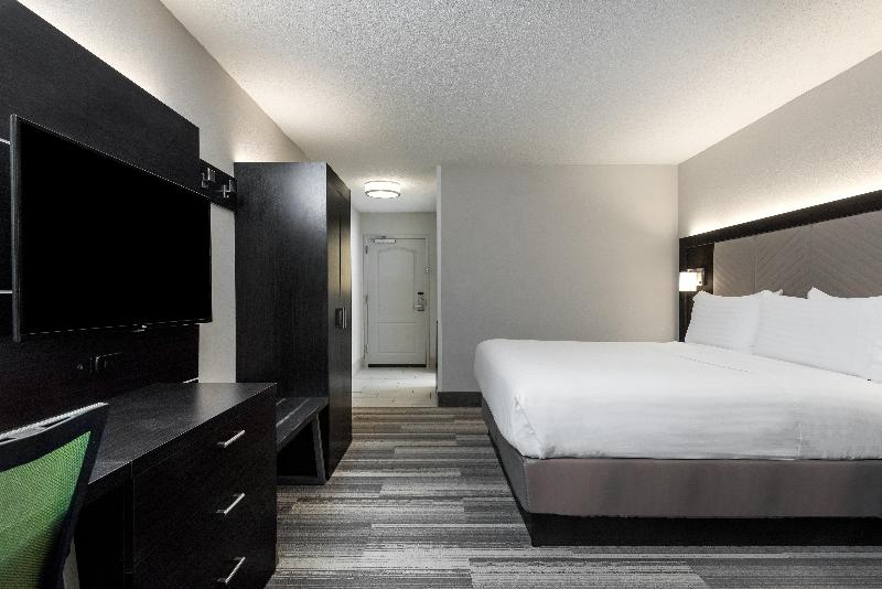 Стандартный Номер Кровать Кинг, Holiday Inn Express & Suites Florence I 95 & I 20 Civic Ctr, An Ihg
