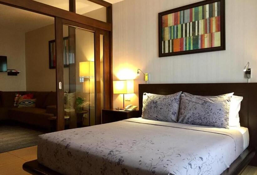 سوییت, Kimberly Tagaytay