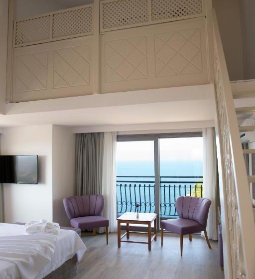 家庭间, Neopol Hotel Deluxe