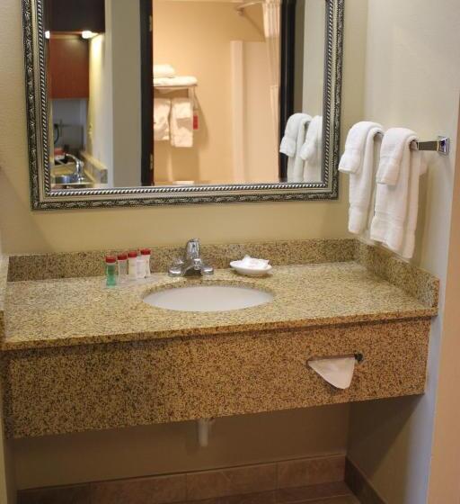 Люкс Deluxe Кровать Кинг, Ramada By Wyndham Moses Lake