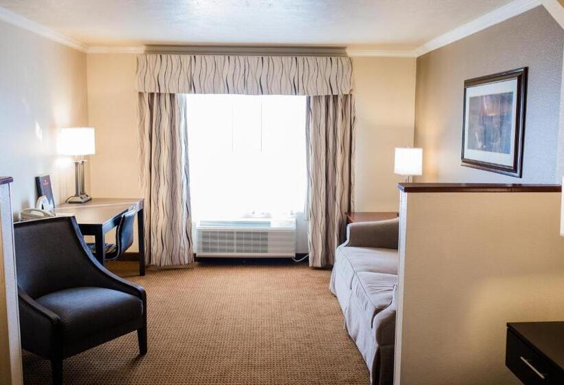 Люкс Deluxe Кровать Кинг, Ramada By Wyndham Moses Lake