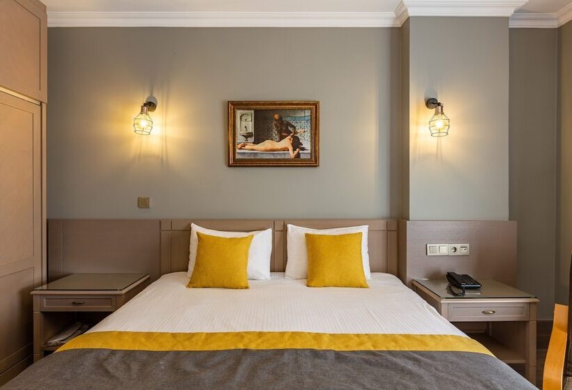 اتاق سوپریور, Seraglio Hotel & Suites