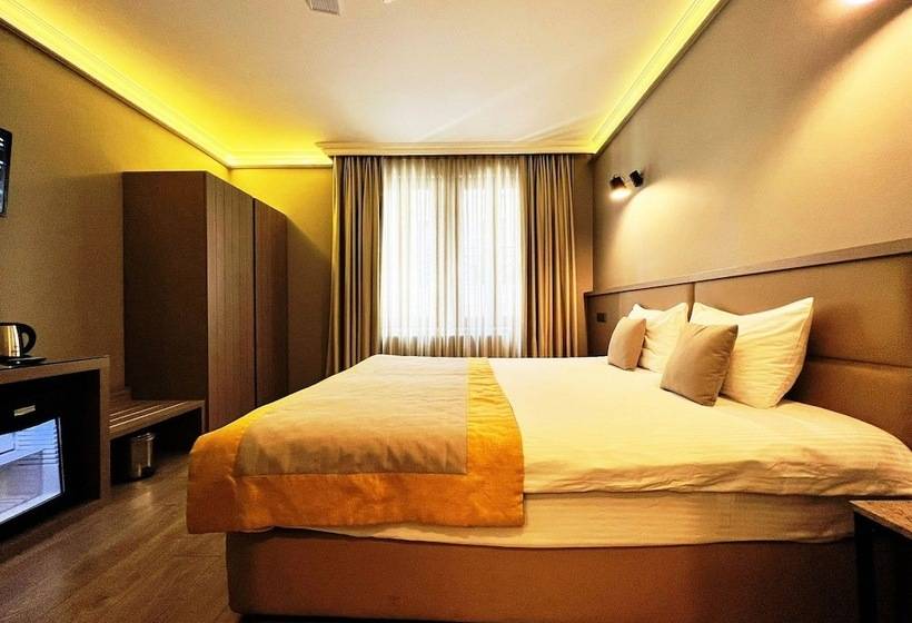 اتاق اکونومی, Seraglio Hotel & Suites