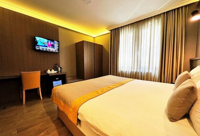 اتاق اکونومی, Seraglio Hotel & Suites