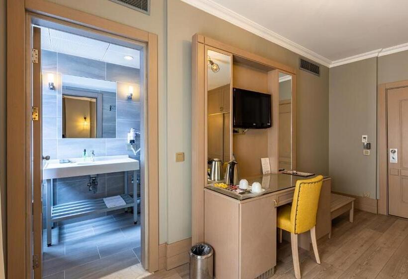 اتاق سوپریور, Seraglio Hotel & Suites