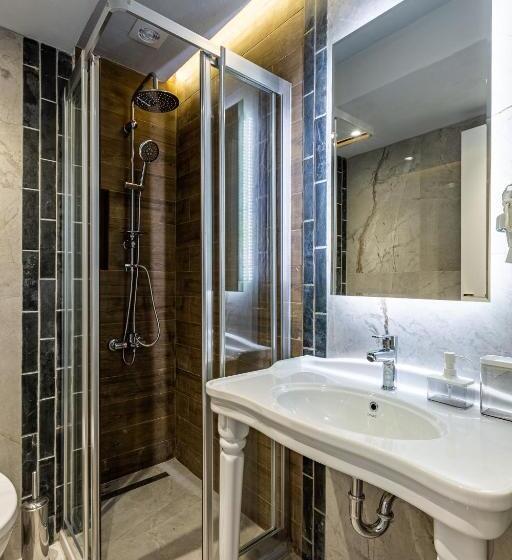 آپارتمان 3 خوابه, Seraglio Hotel & Suites