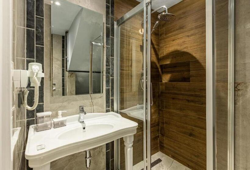 آپارتمان 3 خوابه, Seraglio Hotel & Suites