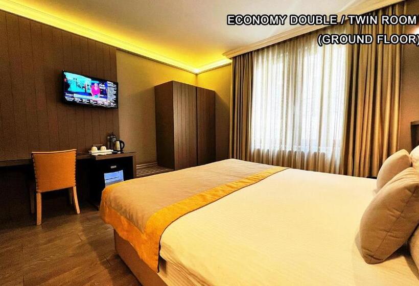 اتاق اکونومی, Seraglio Hotel & Suites