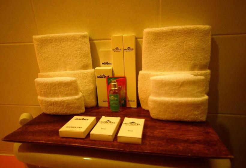 Номер Стандартный с Видом, Microtel By Wyndham Puerto Princesa
