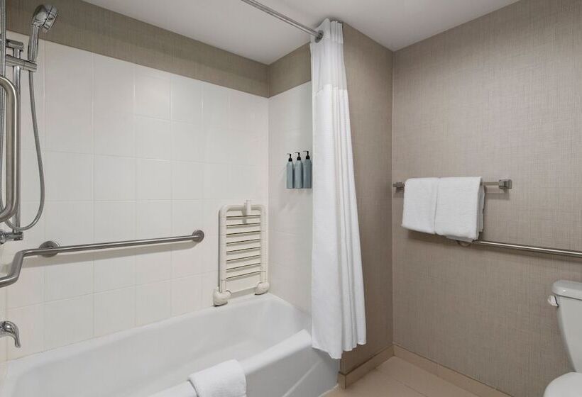 침실 2개 스위트, Residence Inn Mt. Laurel At Bishop's Gate