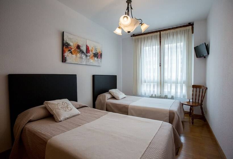 Четырехместный Номер Стандарт, Gestion De Alojamientos Rooms
