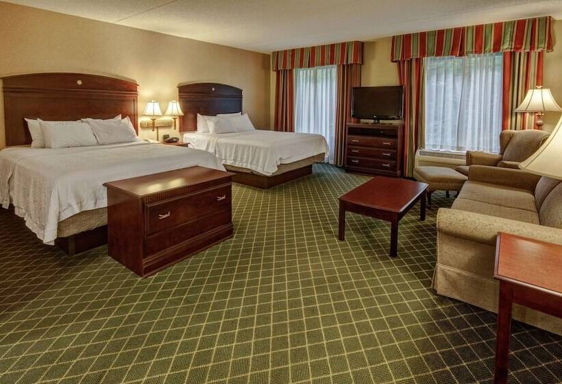 스탠다드 스튜디오, Hampton Inn Cambridge