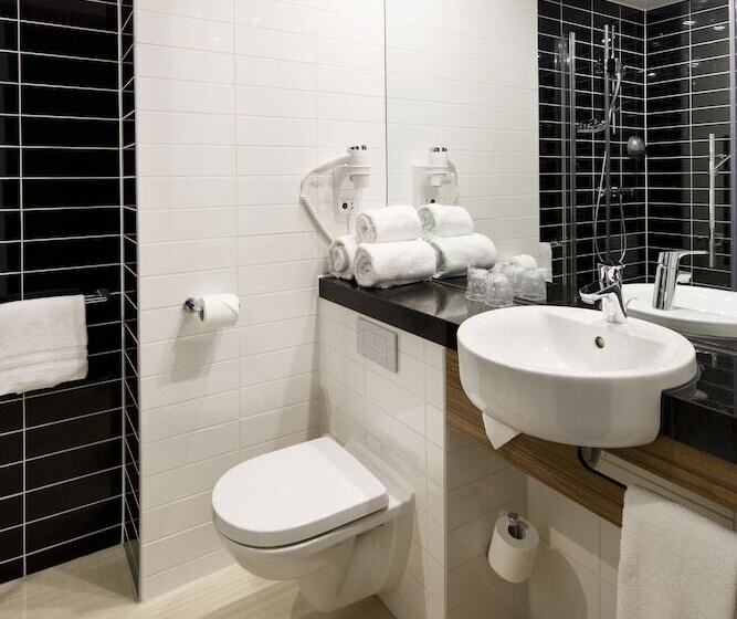 اتاق استاندارد در طبقه همکف, Holiday Inn Express Amsterdam   South, An Ihg