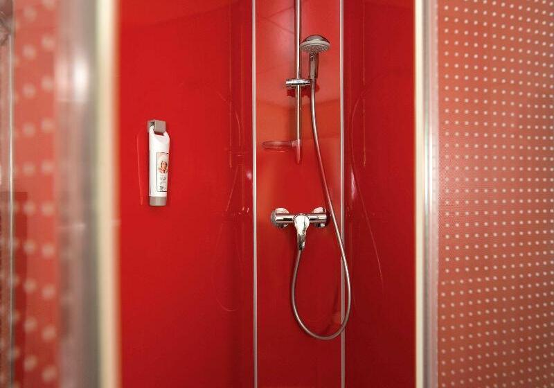 Номер Стандарт, Ibis Leiden Centre