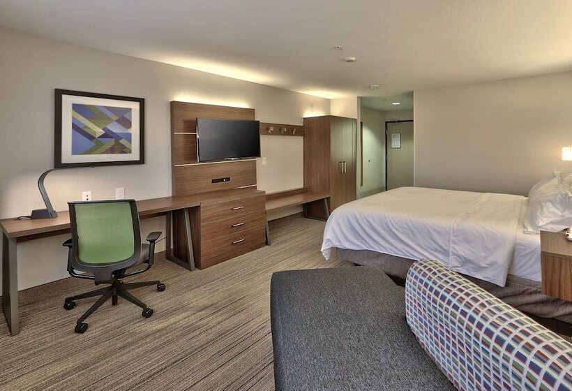 Номер Стандарт, Holiday Inn Express & Suites Portales, An Ihg