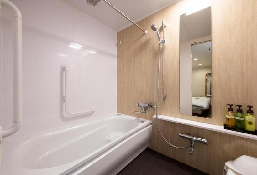 Номер Superior, Ueno First City